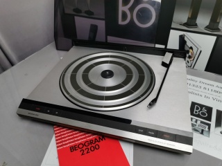 BEOGRAM 2200 TURNTABLE